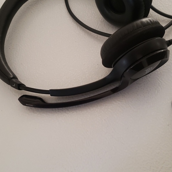 Headset - Picture 4 of 8